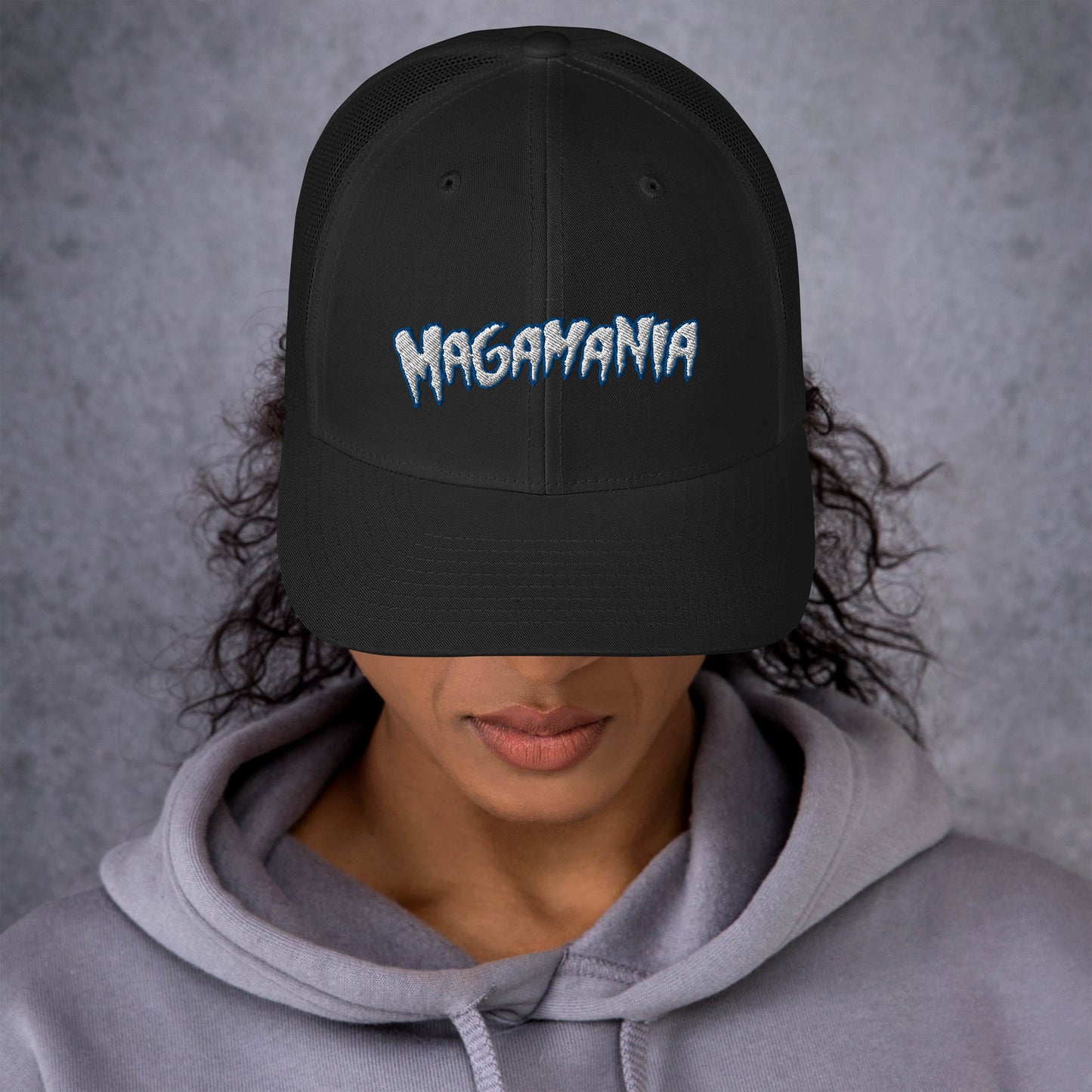 Magamania Retro Trucker Cap w/white