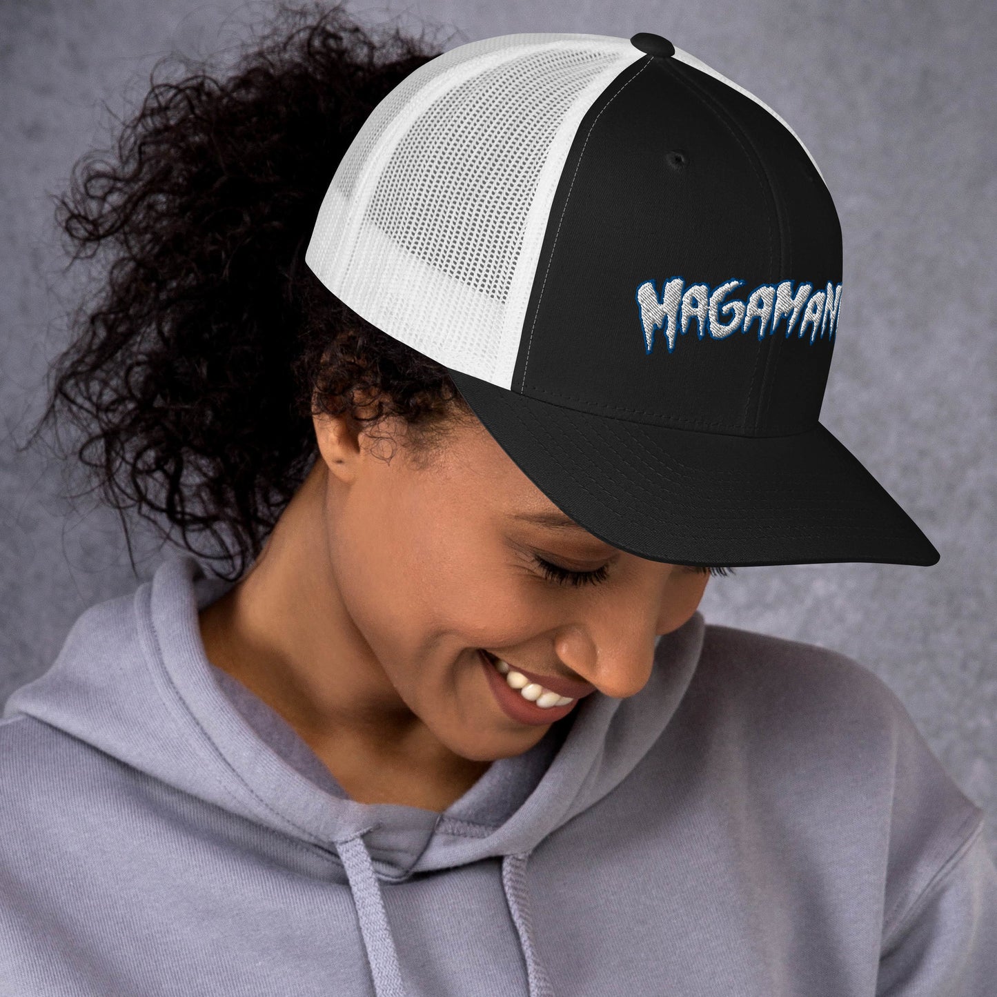 Magamania Retro Trucker Cap w/white