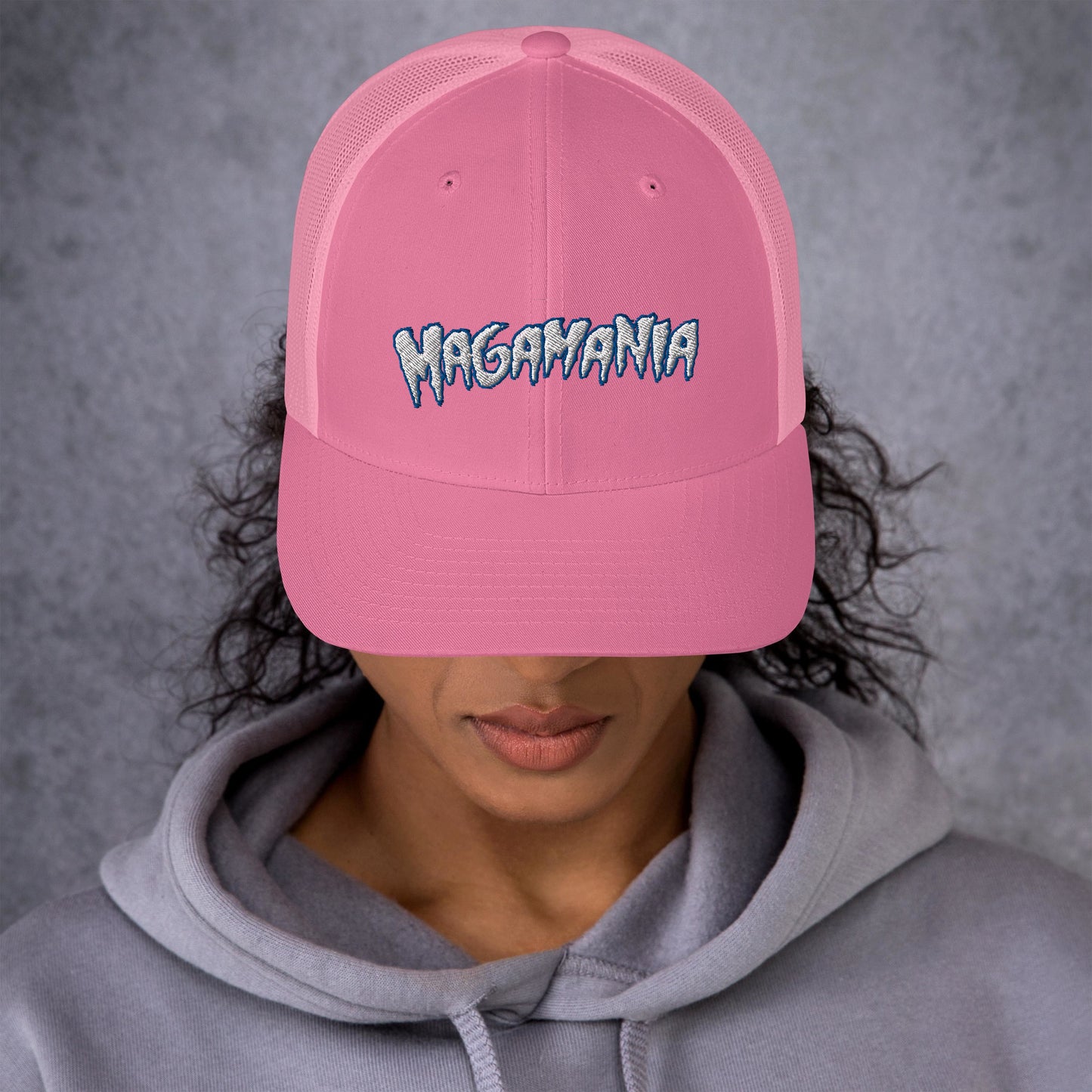 Magamania Retro Trucker Cap w/white