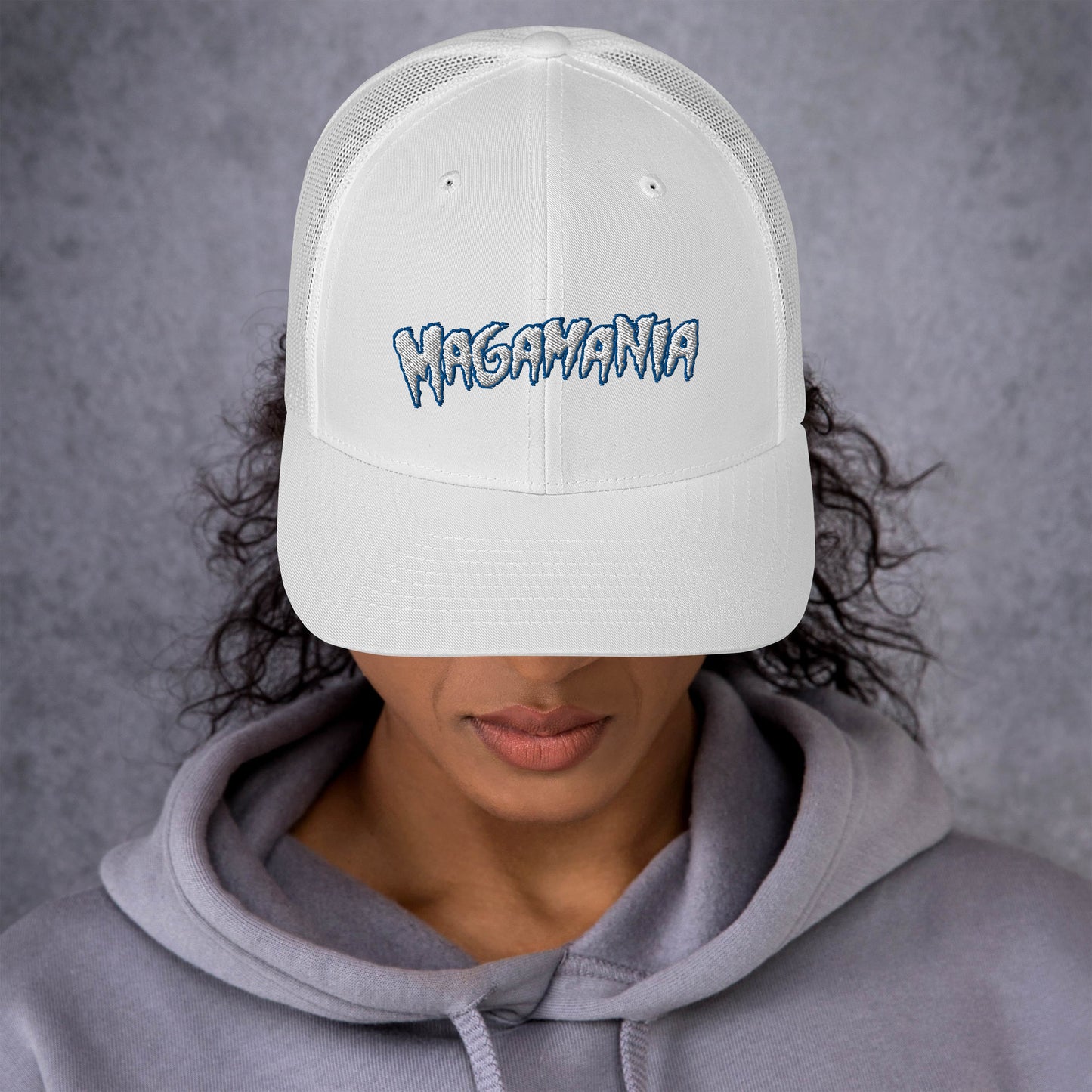 Magamania Retro Trucker Cap w/white